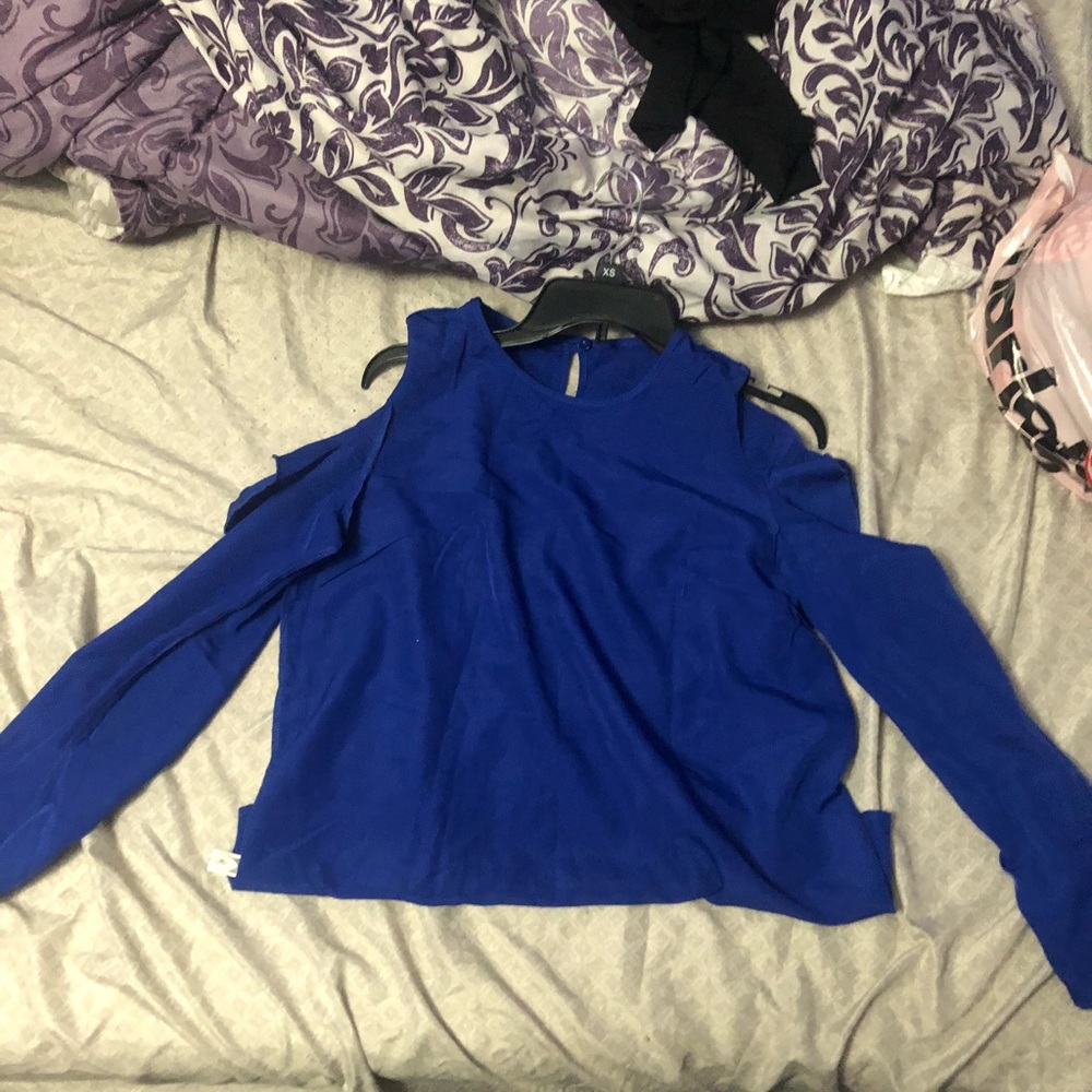 Top! - Picture 2 of 2